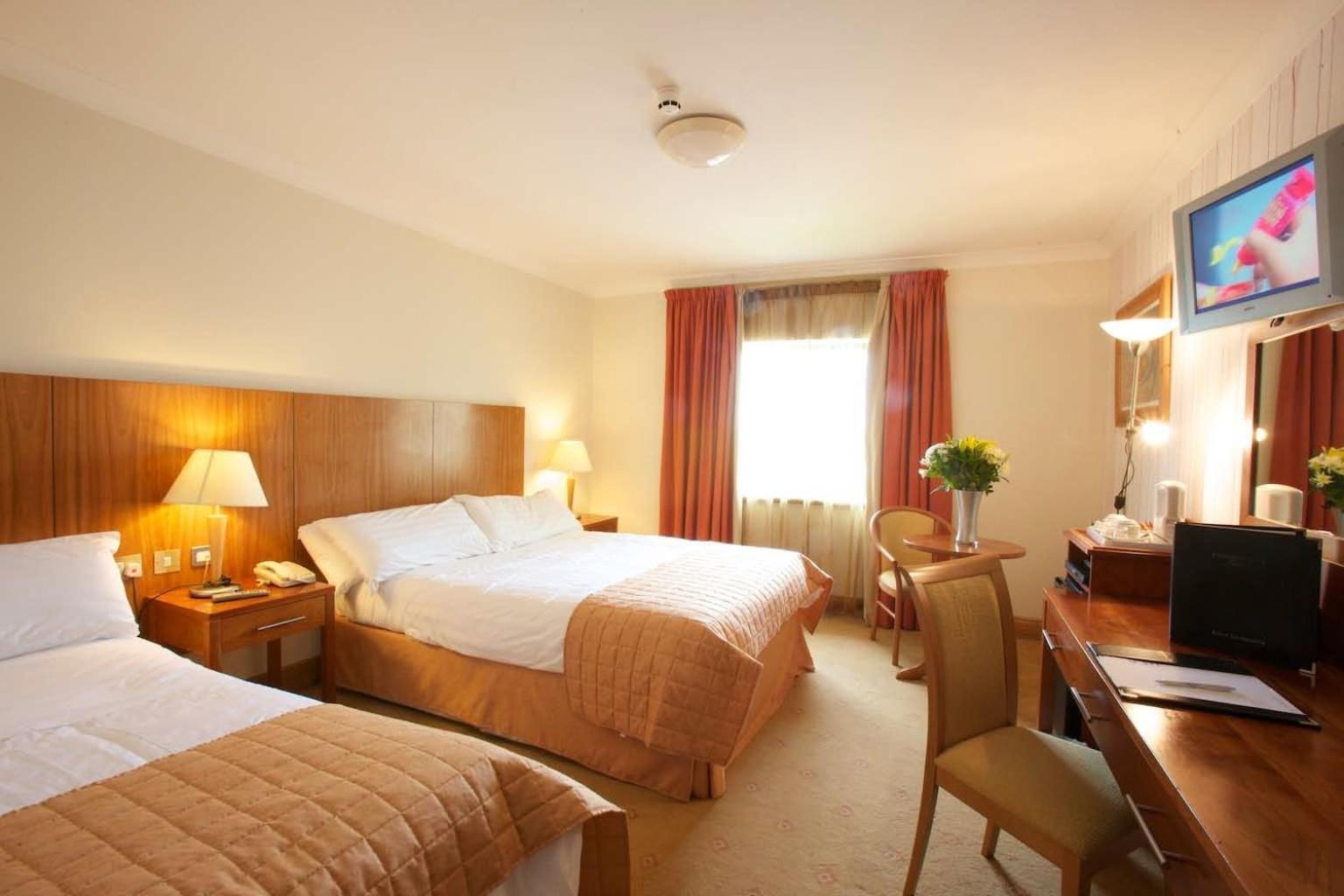 Broadhaven Bay Hotel Belmullet Bagian luar foto
