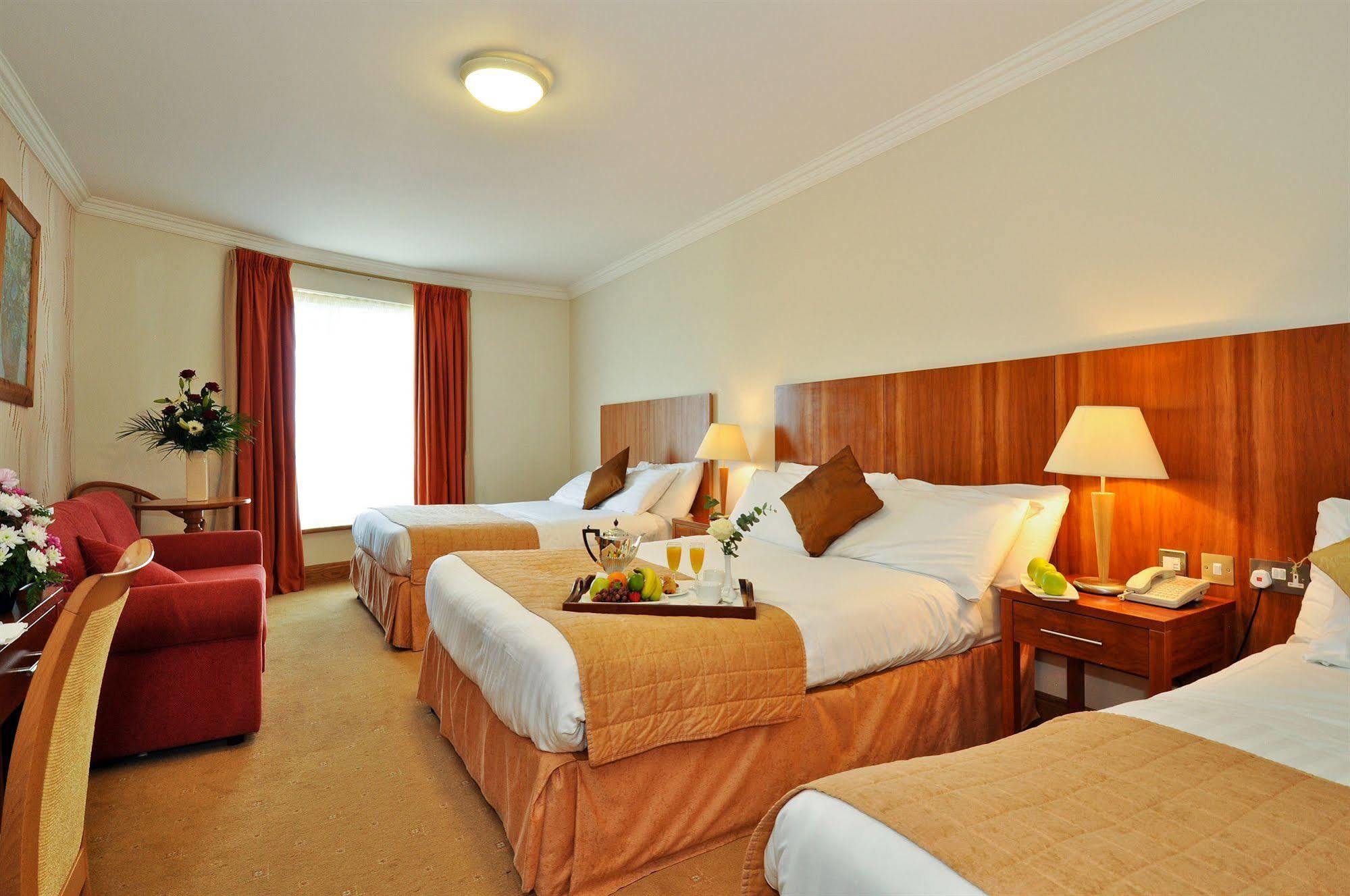 Broadhaven Bay Hotel Belmullet Bagian luar foto