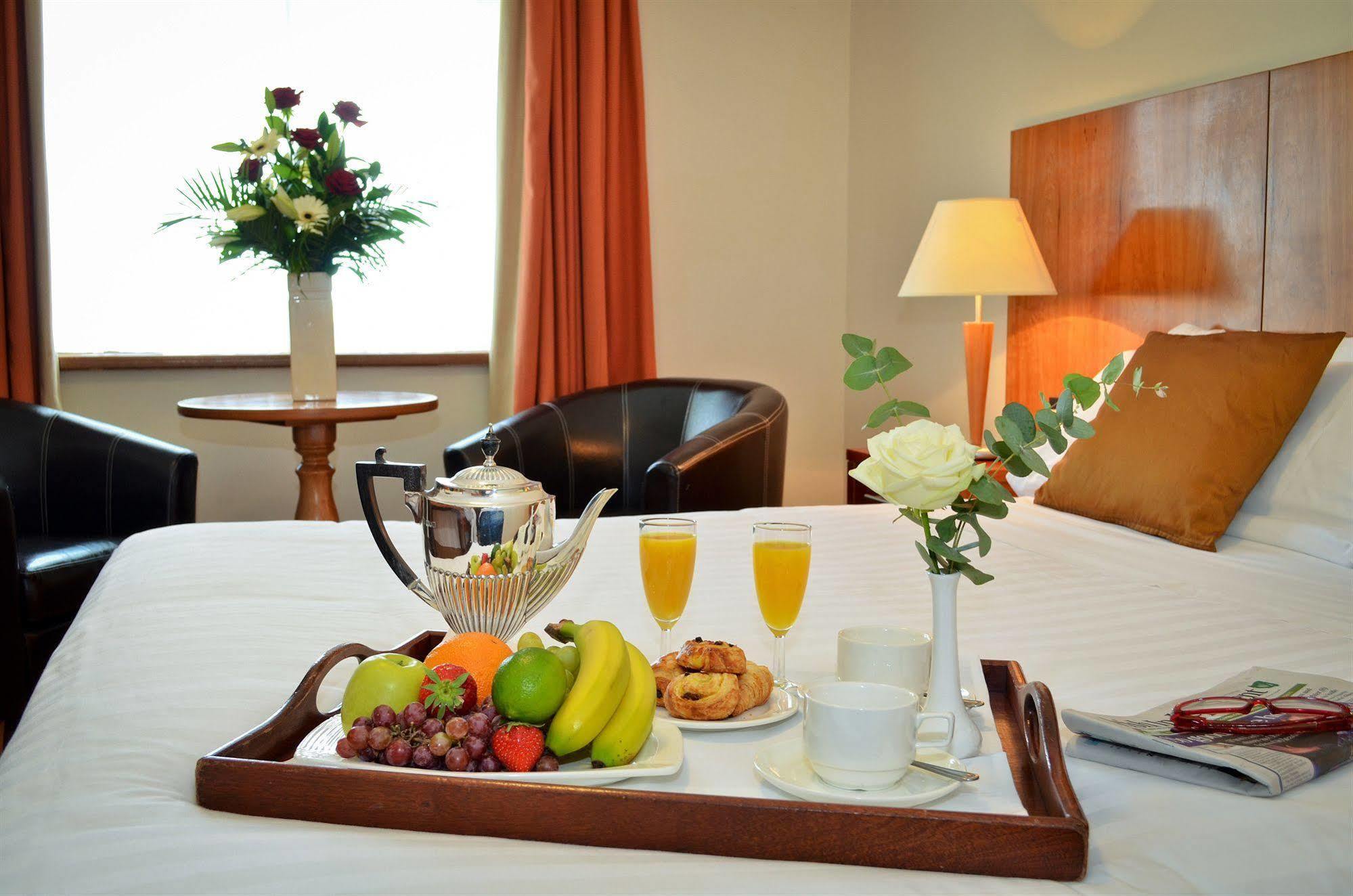 Broadhaven Bay Hotel Belmullet Bagian luar foto